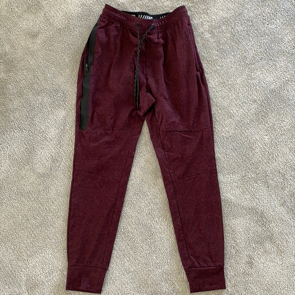 New AE Joggers
